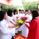 Giving flowers on Vietnamese teachers' day