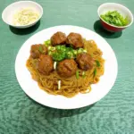 Bò viên xào miến